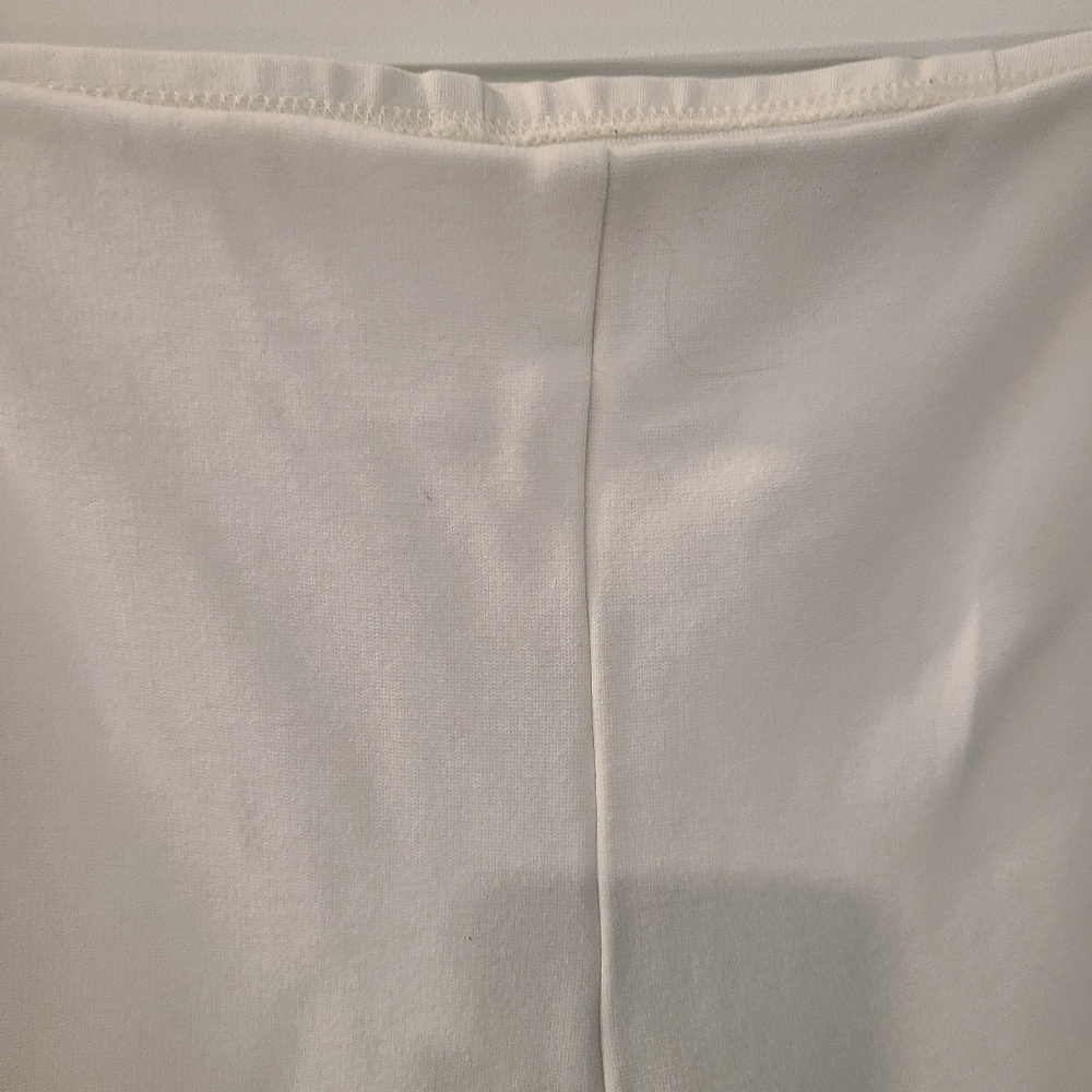 Chico's Classic Crop Pants - Picture 3 of 7